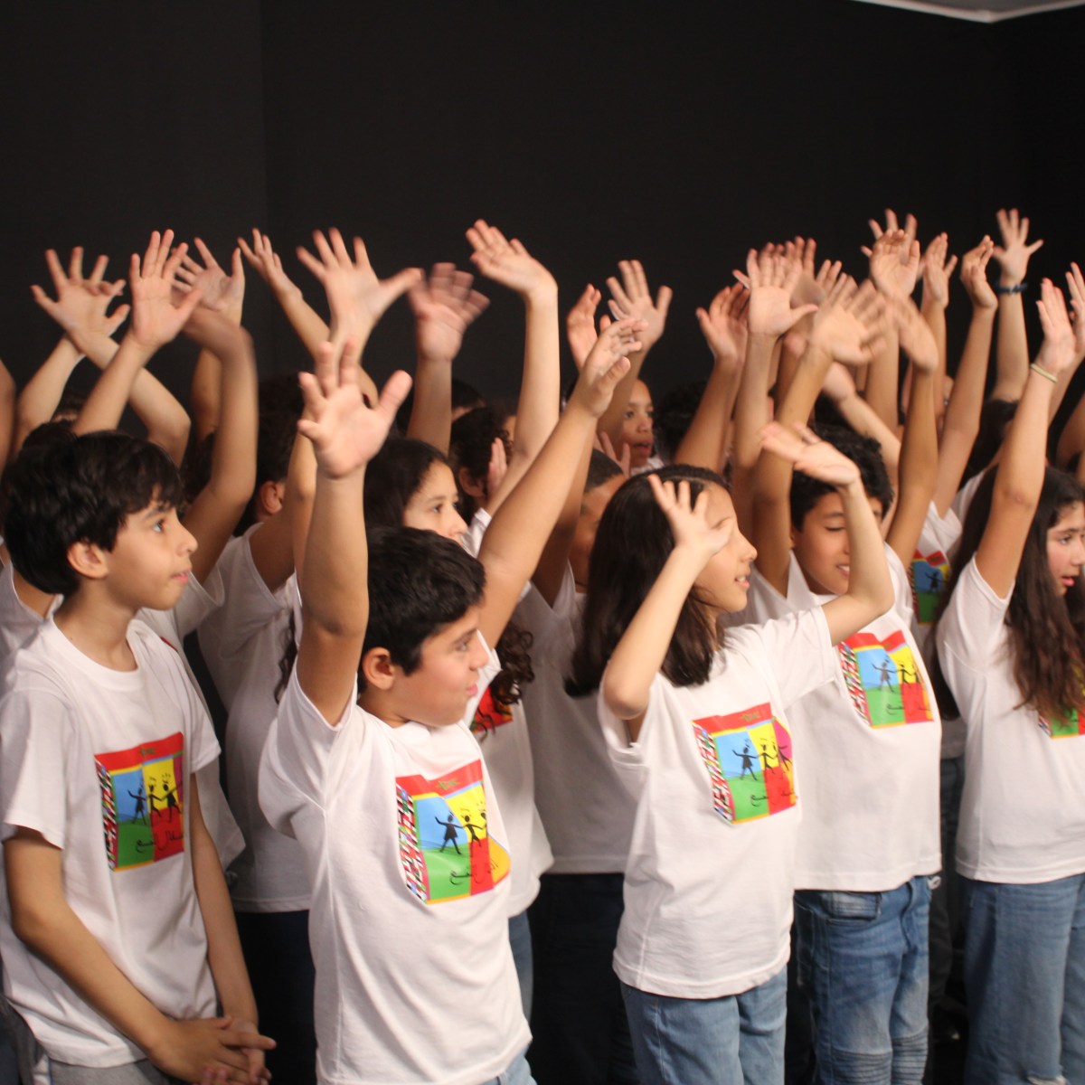 الأطفال-اللمع